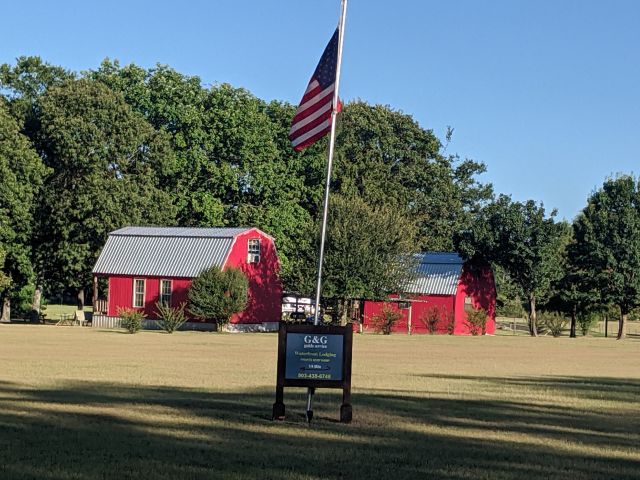 G&G Lodgng Waterfront Cabins